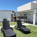 Relaxing And Privacy Muley *